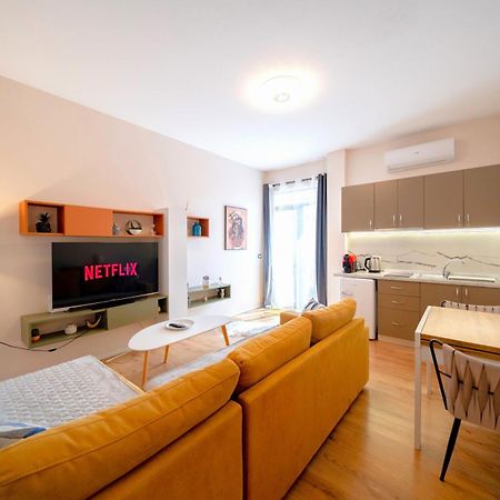 Colorful Comfy Condo Central Τίρανα Εξωτερικό φωτογραφία